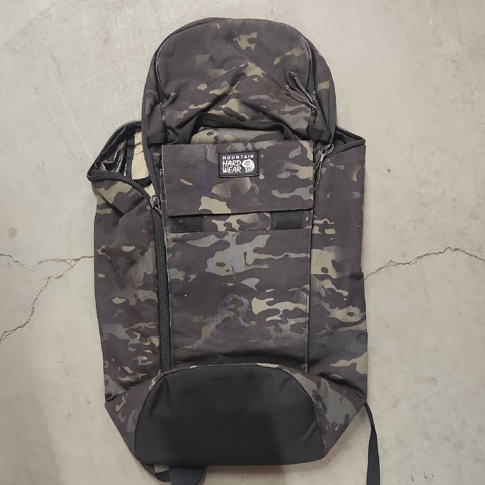 Mountain Hardwear Black and Gray Backpack Sleek Urban Design